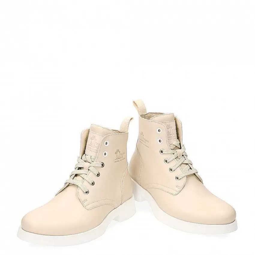 elvia_2.webp Shop Panama Jack Elvia